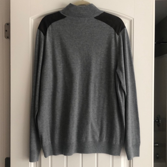 Like new! Men’s gray sweater - Picture 3 of 5